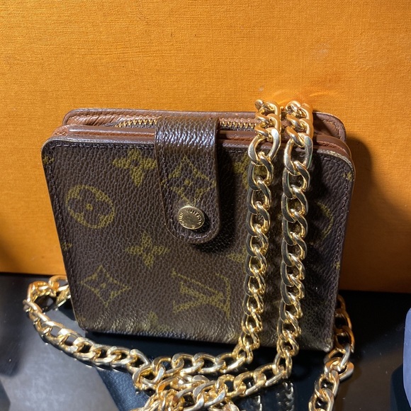 Louis Vuitton Handbags - SOLDAuthentic Louis Vuitton Monogram Compact Zippy Wallet